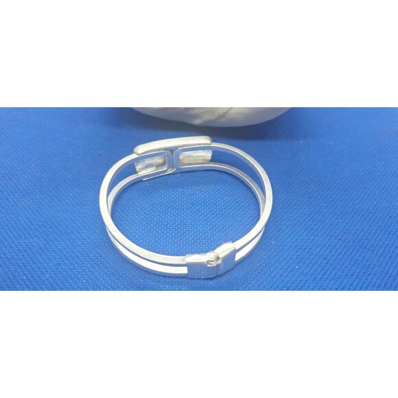 Sterling Silver bottom-hinged cuff bracelet-Tiger Eye- tested genuine 925 silver - Picture 2 of 7